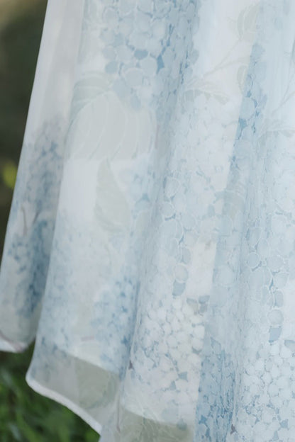 Finely Styled Dress with a Classic Vintage Look