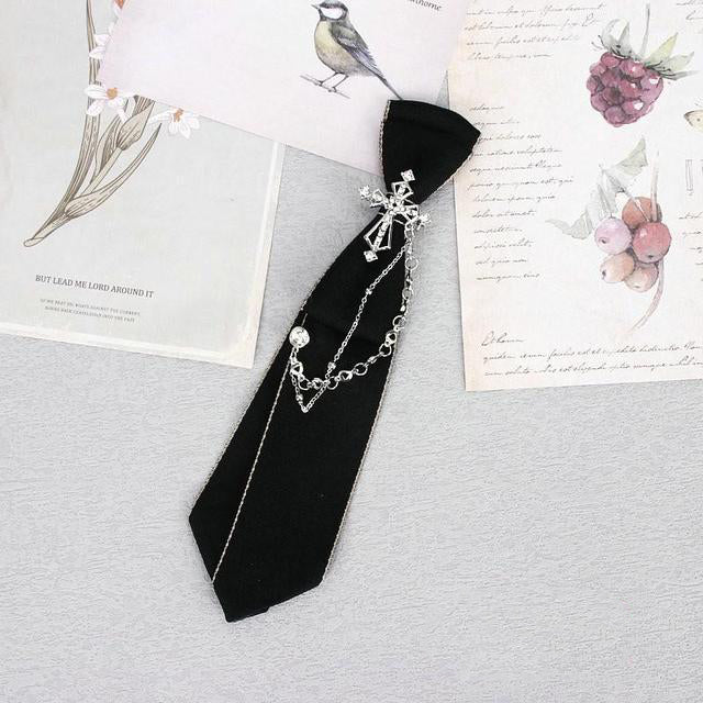 Gothic Tie