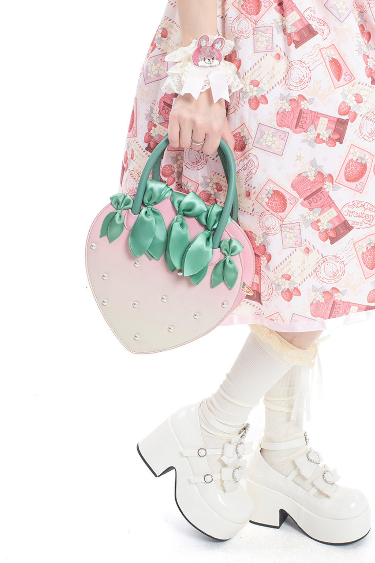 Strawberry Pearl Bow Handbag