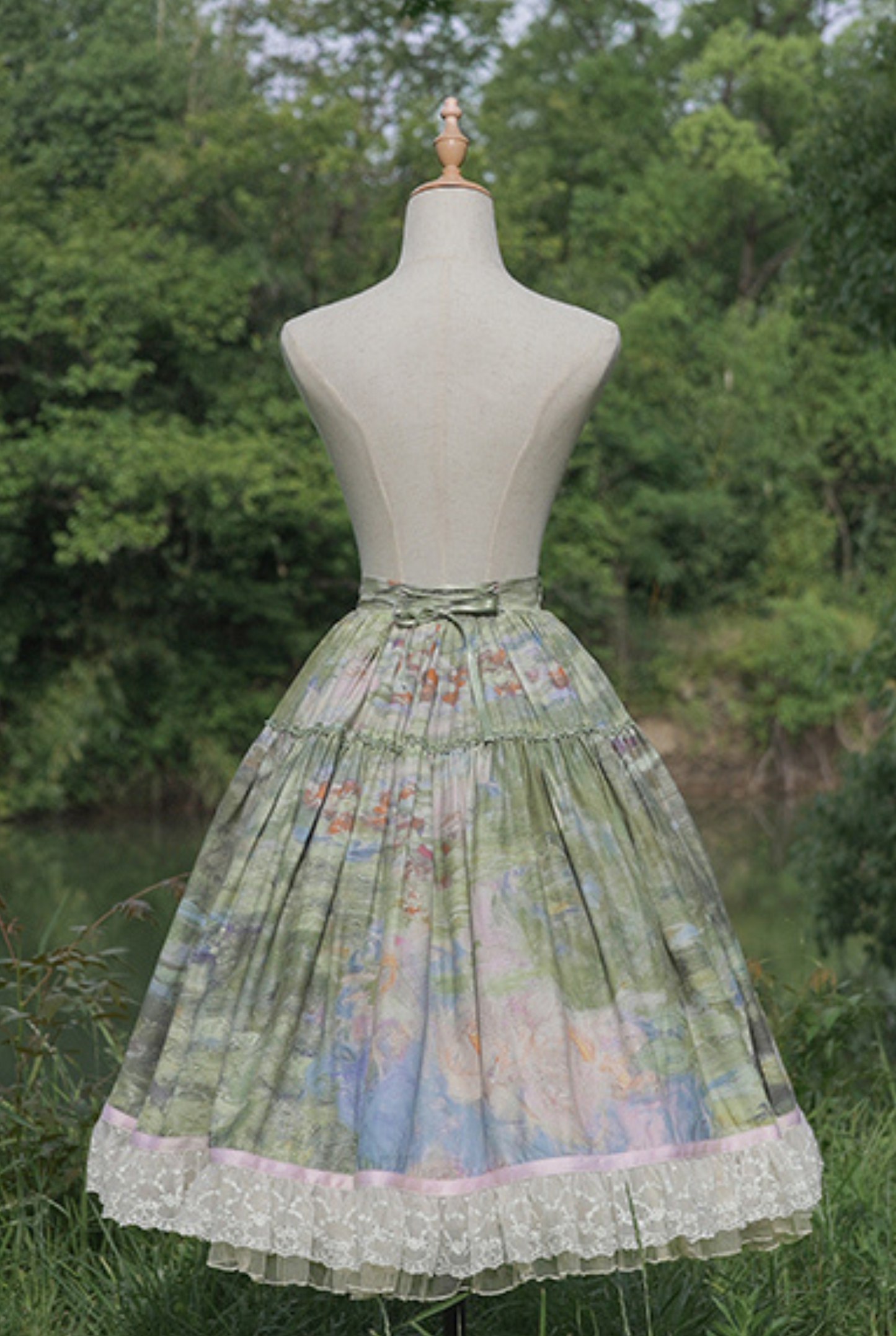 [pre-order Deadline: July 4] Monet Garden Oil Handle Classical Bustier Top + Skirt + Tulle Veil + Ribbon