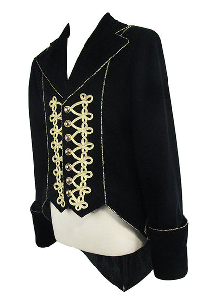 Subtly Elegant Coat with a Refined Vintage Look