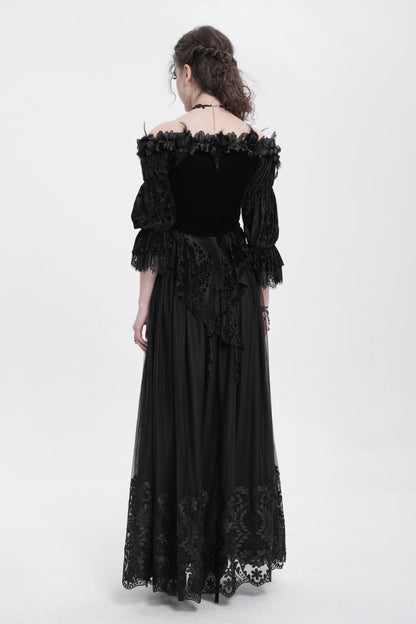 Beautifully Crafted Blouse in a Classic Style