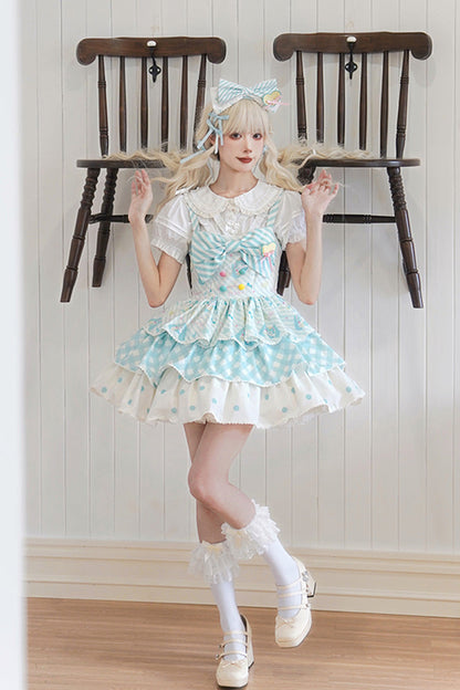 Subtly Elegant Dress with a Refined Vintage Look