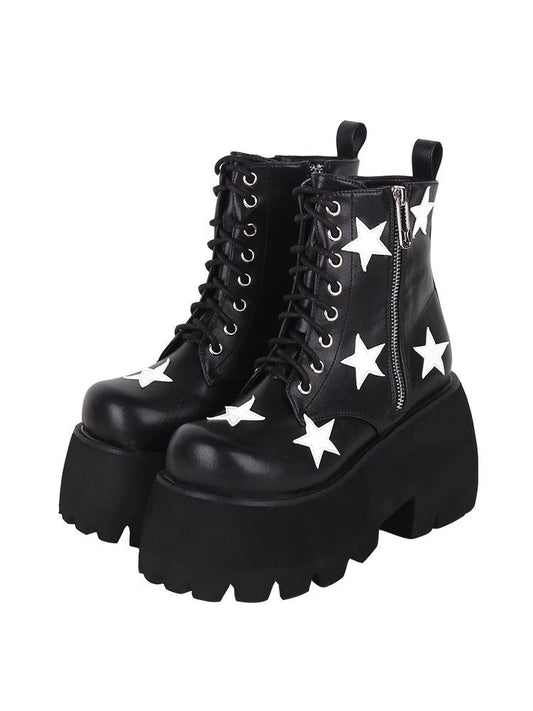 Beautifully Finished Boots in a Timeless Design