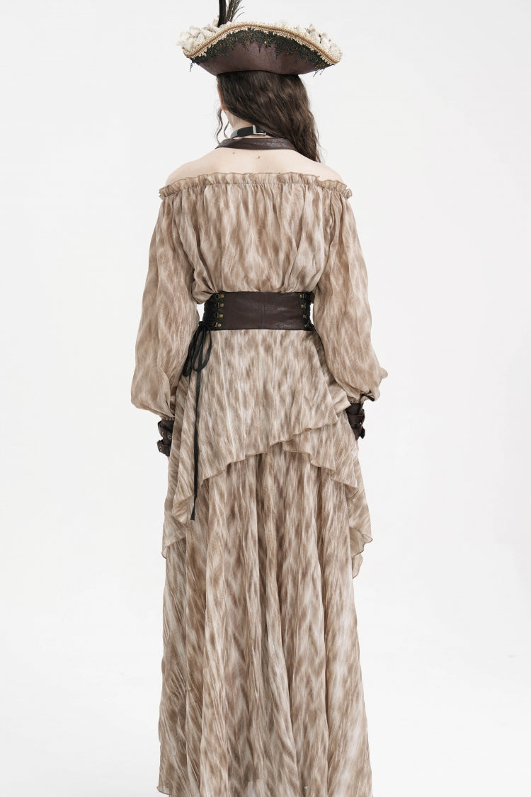 Casually Elegant Blouse with a Refined Edge