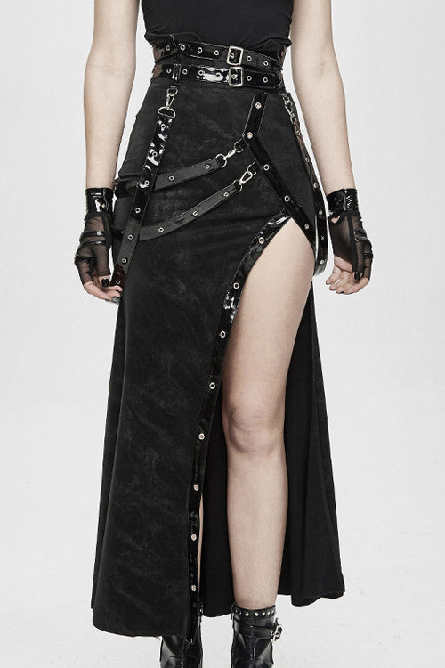 Subtly Elegant Garment with a Refined Vintage Look