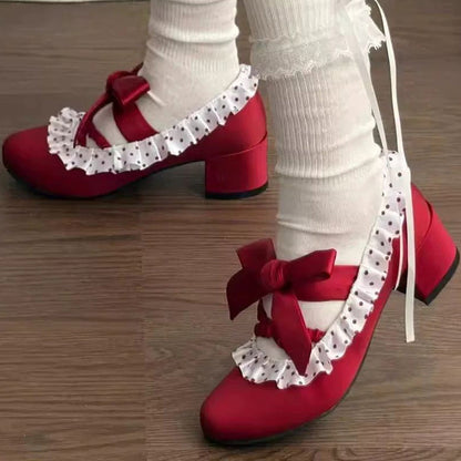 Classic Vintage Heels with a Flattering Fit