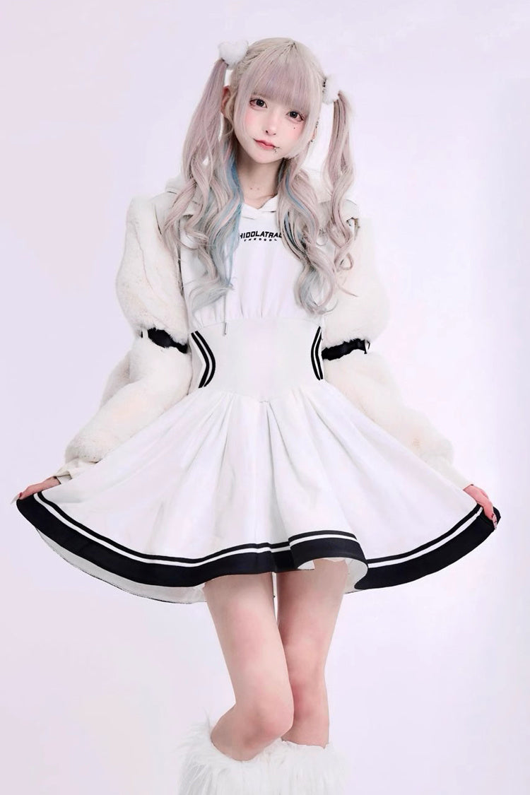 Effortlessly Elegant Sweater with a Timeless Design
