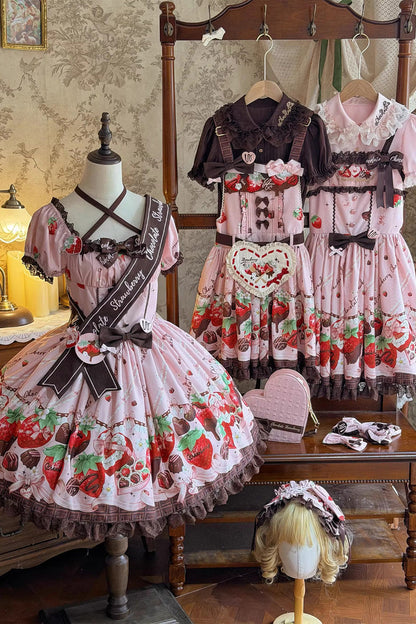 Subtly Elegant Dress with a Refined Vintage Look