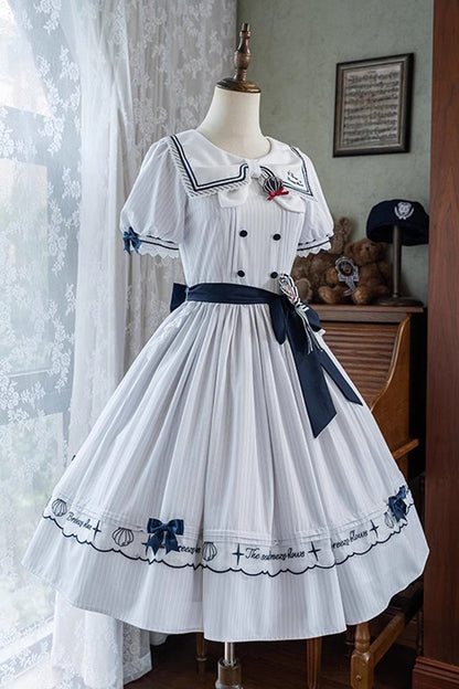 Beautifully Crafted Dress in a Classic Style