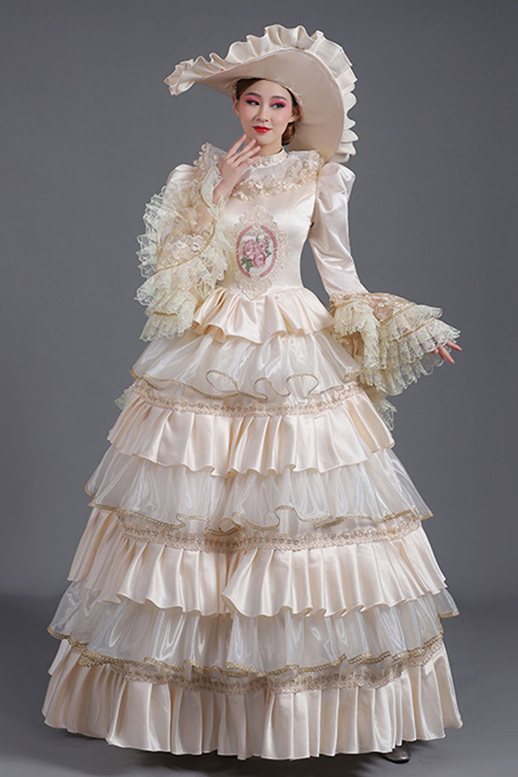 Finely Styled Dress with a Classic Vintage Look