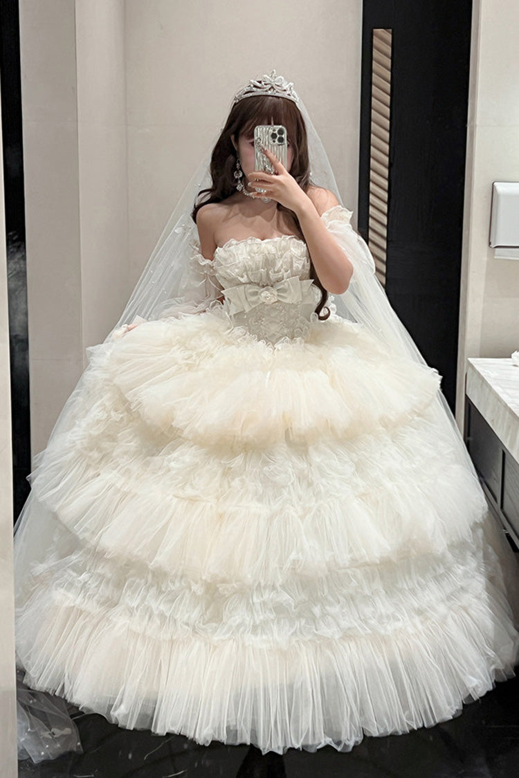Subtly Elegant Dress with a Refined Vintage Look