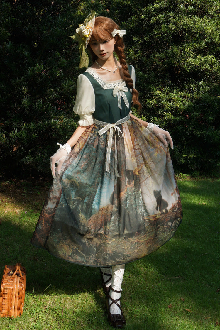 Finely Styled Dress with a Classic Vintage Look