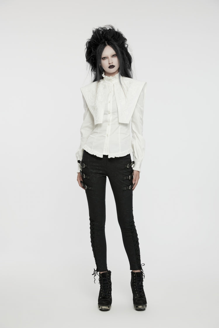 Casually Elegant Blouse with a Refined Edge