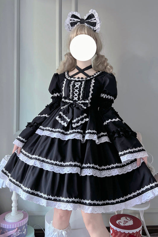 Sophisticated Dress with a Clean Classic Look