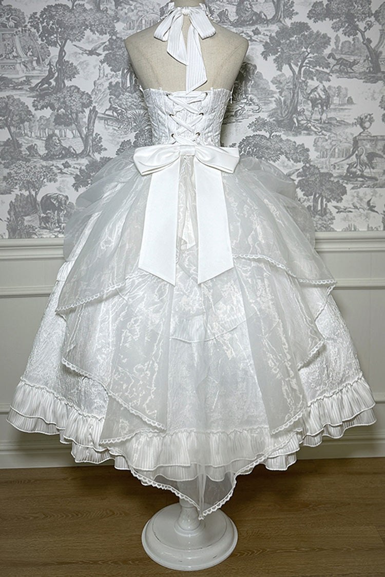 Finely Styled Dress with a Classic Vintage Look