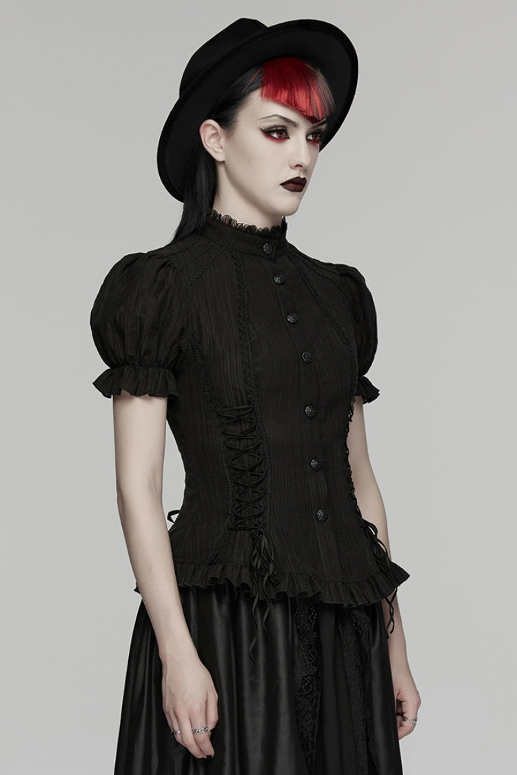 Beautifully Crafted Blouse in a Classic Style