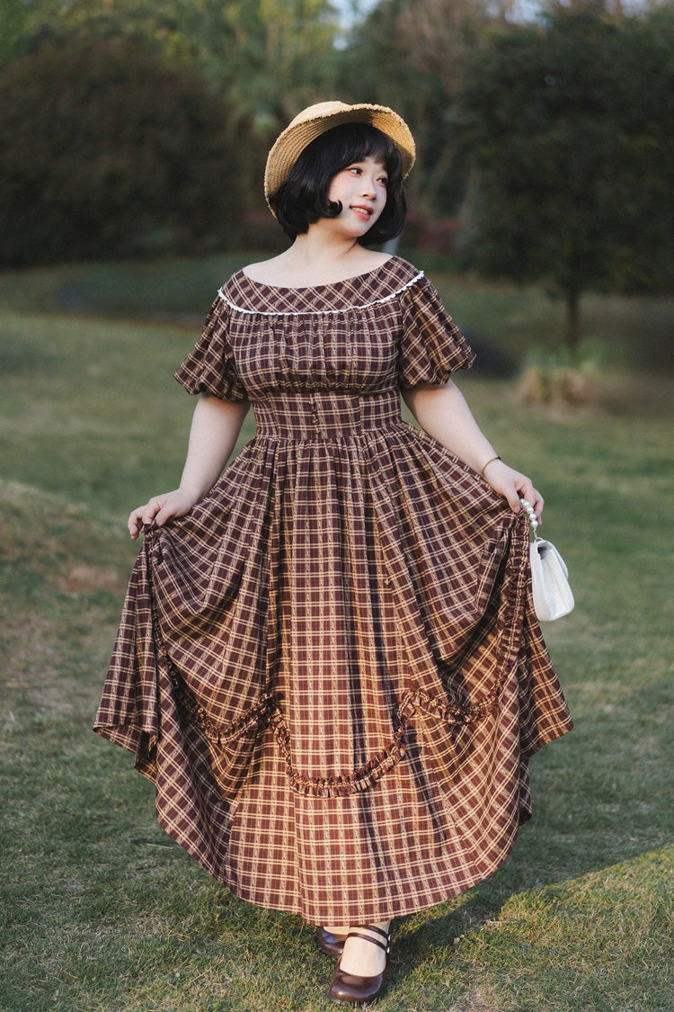 Finely Styled Dress with a Classic Vintage Look