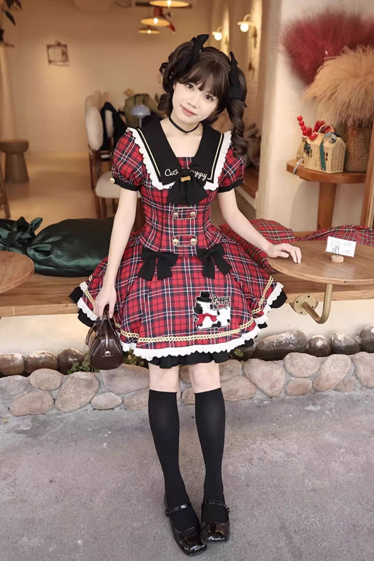 Classic Vintage Dress with a Flattering Fit