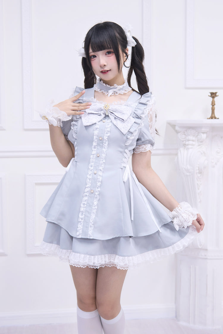 Subtly Elegant Dress with a Refined Vintage Look