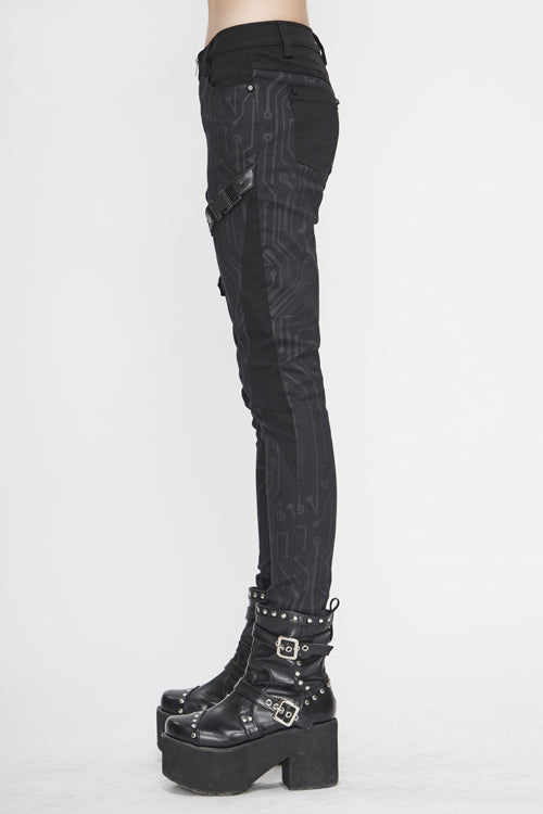 Finely Styled Pants with a Classic Vintage Look