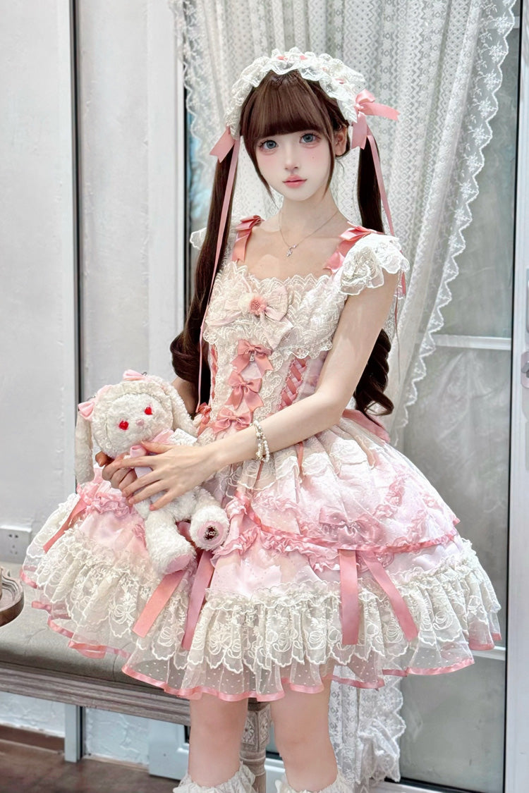 Finely Styled Dress with a Classic Vintage Look