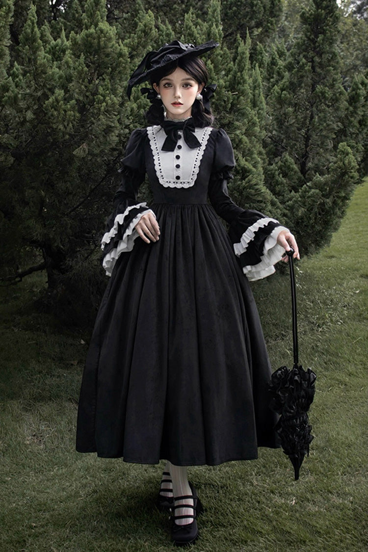 Beautifully Crafted Dress in a Classic Style