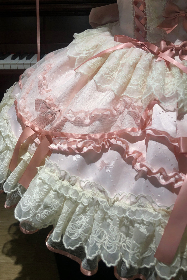 Finely Styled Dress with a Classic Vintage Look