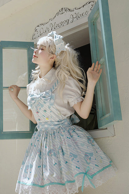 Subtly Elegant Dress with a Refined Vintage Look