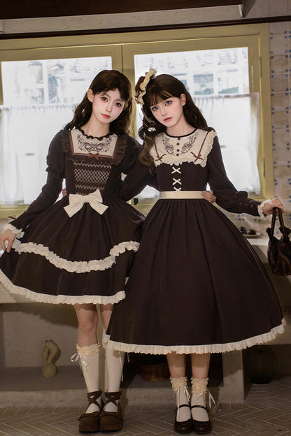 Effortlessly Elegant Dress with a Timeless Design