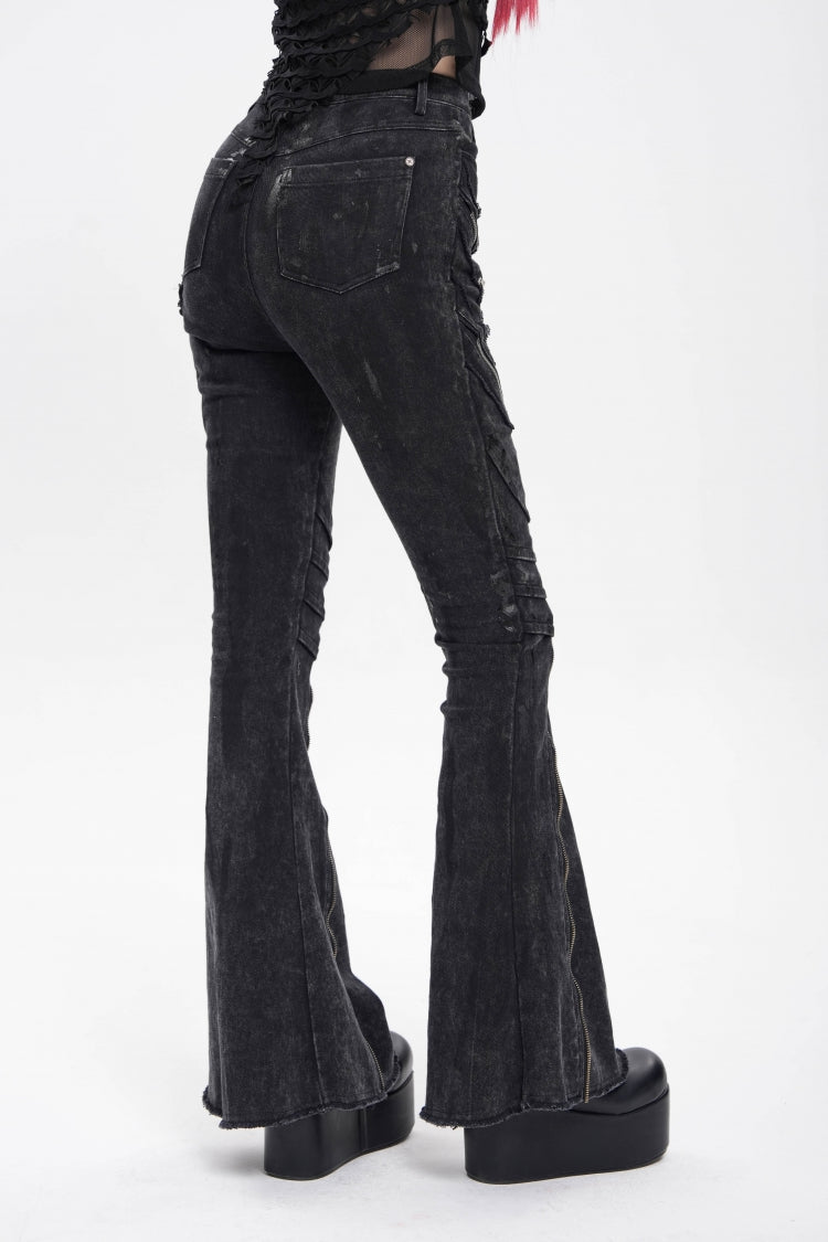 Thoughtfully Designed Pants in a Timeless Style