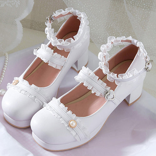 Subtly Elegant Shoes with a Refined Vintage Look