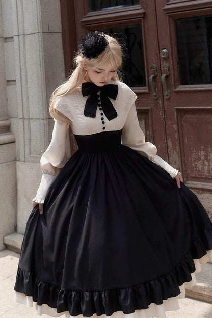 Classic Designed Dress in a Timeless Cut
