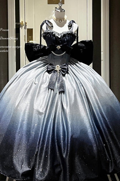 Subtly Elegant Dress with a Refined Vintage Look