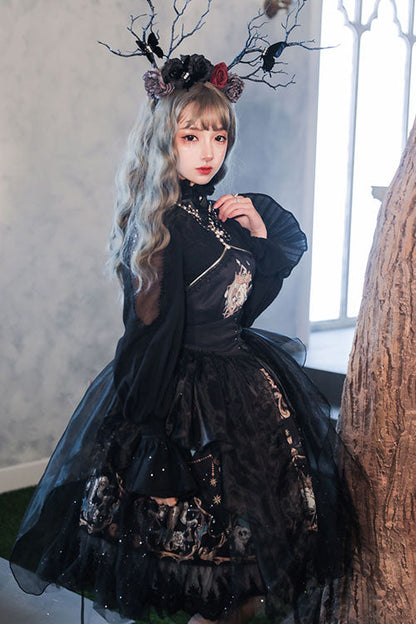 Subtly Elegant Dress with a Refined Vintage Look
