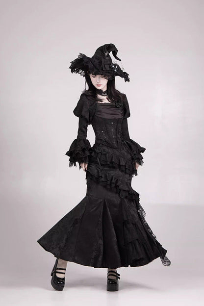 Effortlessly Elegant Garment with a Timeless Design