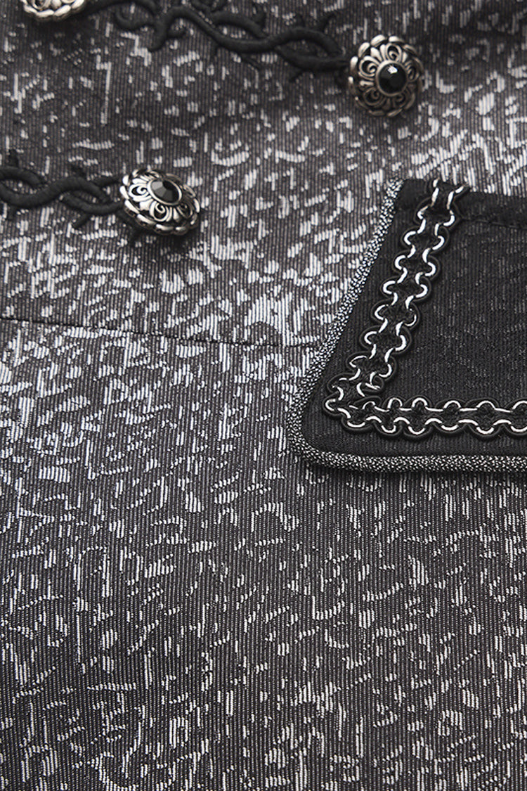 Beautifully Finished Coat in a Timeless Design