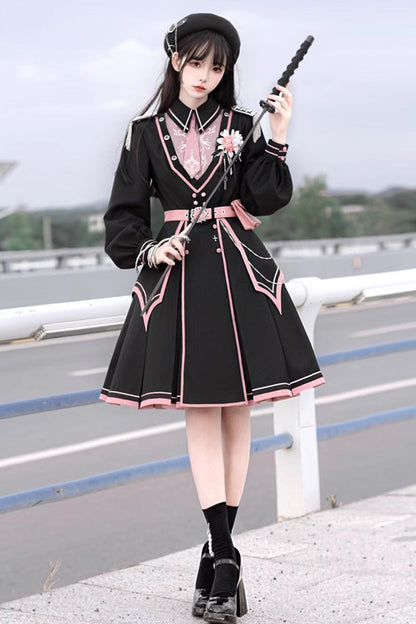 Classic Vintage Dress with a Flattering Fit