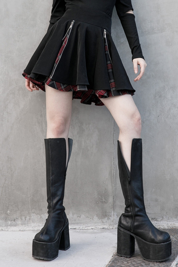 Effortlessly Elegant Garment with a Timeless Design