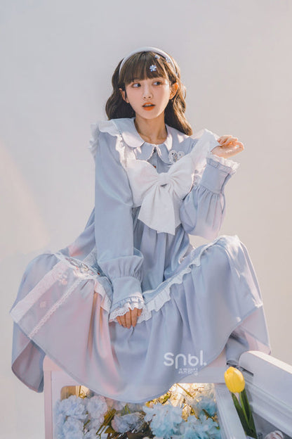 Thoughtfully Designed Dress in a Timeless Style