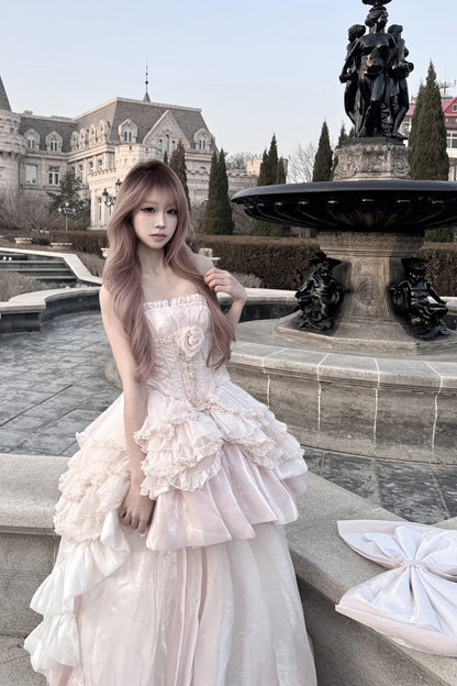 Beautifully Crafted Dress in a Classic Style