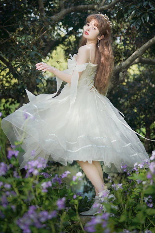 Beautifully Crafted Dress in a Classic Style