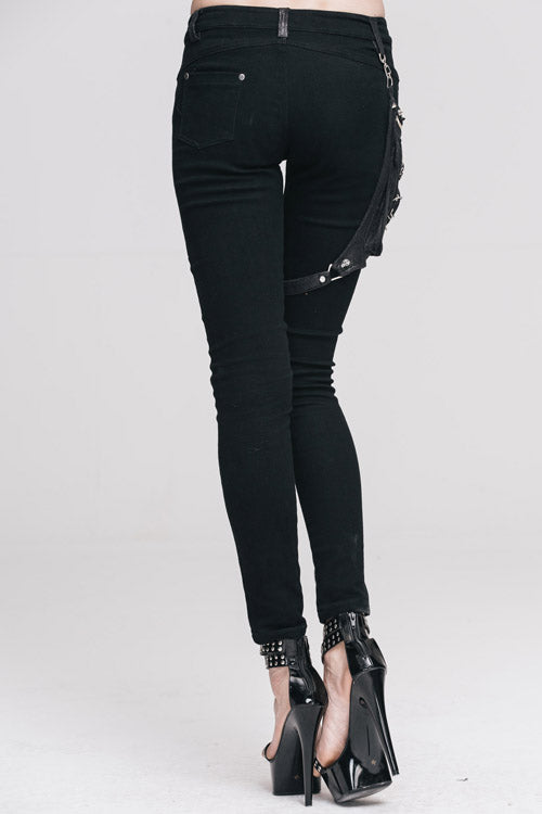 Classic Designed Pants in a Timeless Cut