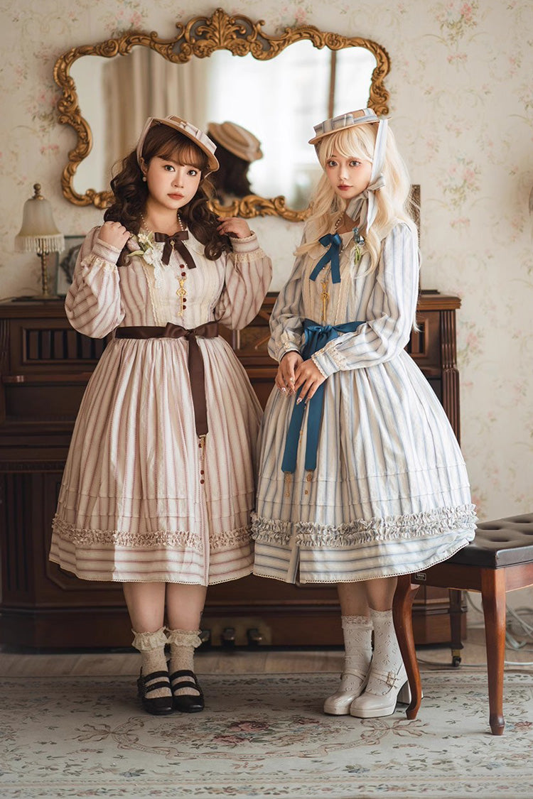 Classic Vintage Dress with a Flattering Fit