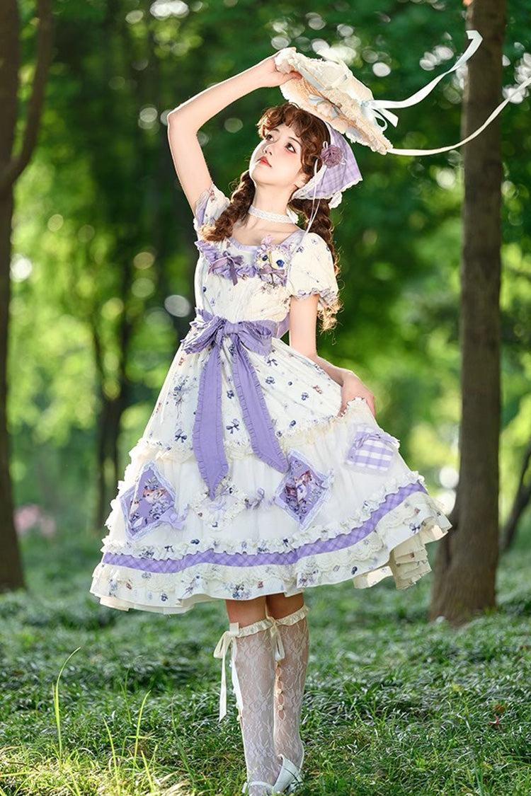 Subtly Elegant Dress with a Refined Vintage Look