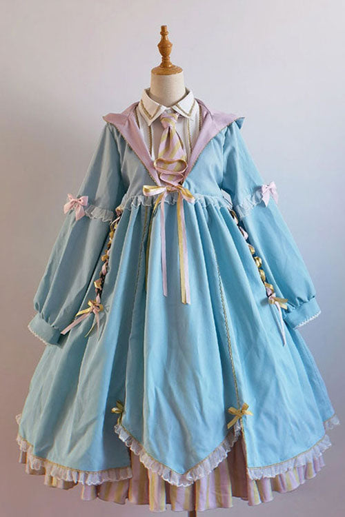 Finely Styled Dress with a Classic Vintage Look