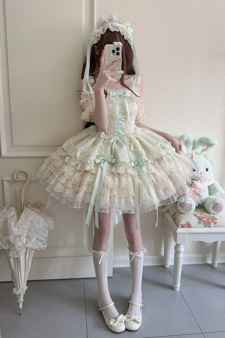 Subtly Elegant Dress with a Refined Vintage Look