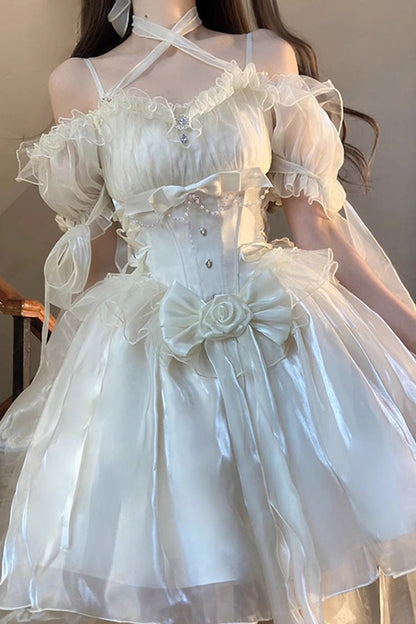 Subtly Elegant Dress with a Refined Vintage Look
