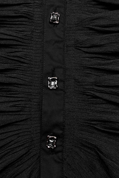 Beautifully Crafted Blouse in a Classic Style