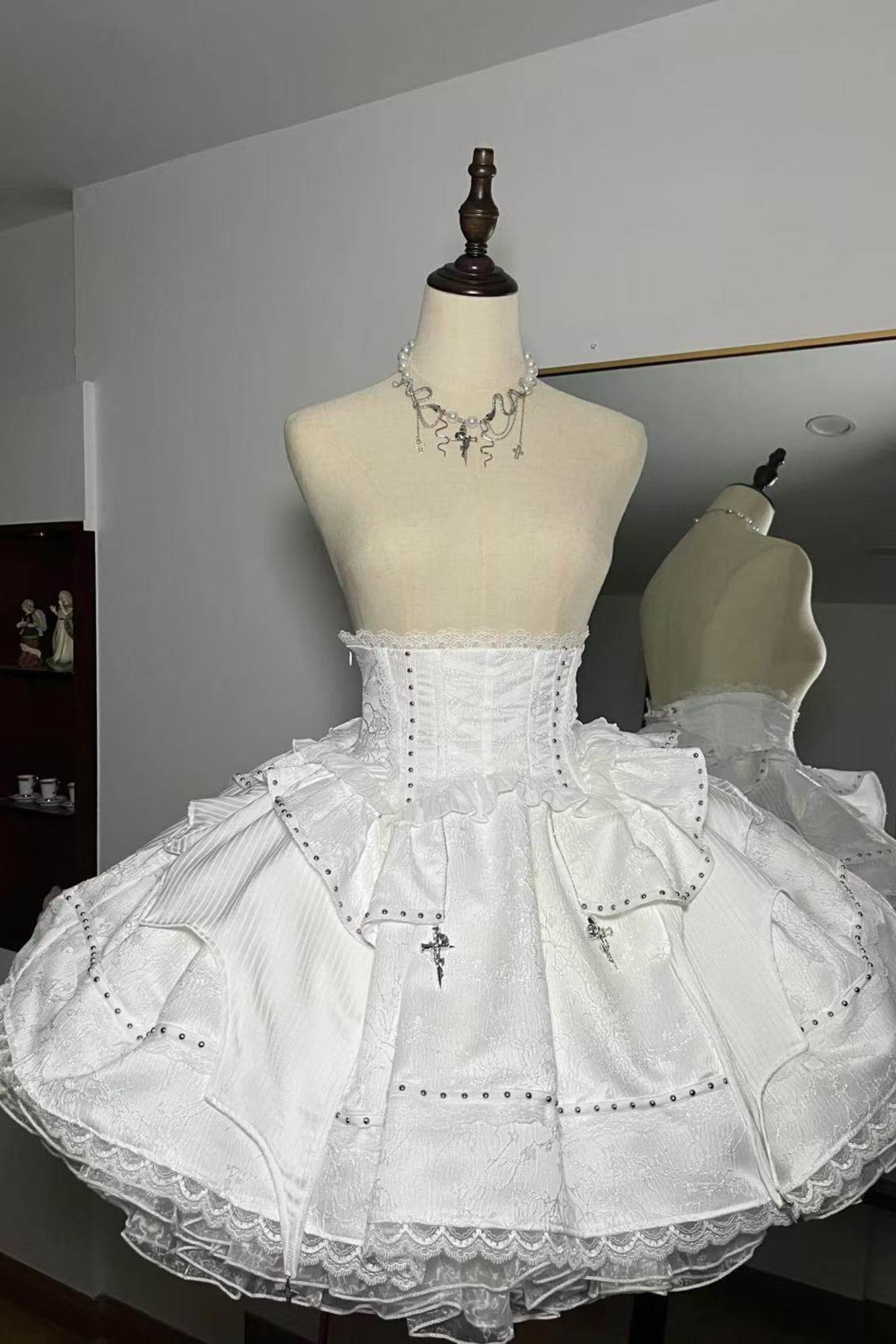Mist White Gothic Lolita Set
